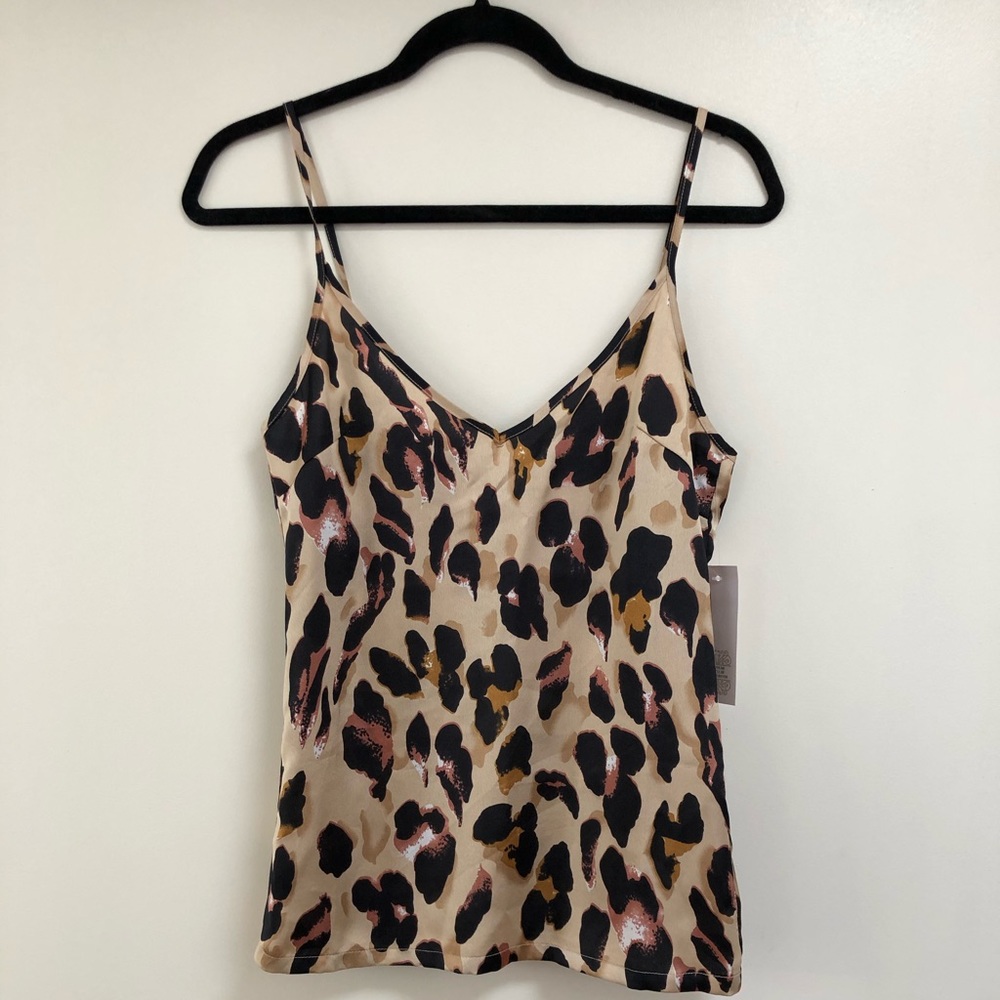 Silky, leopard tank